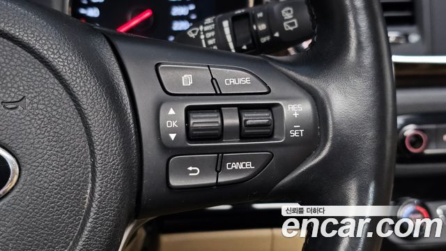 Kia Carnival Gasoline 9-Seater Noblesse Special 2019 — фото 16