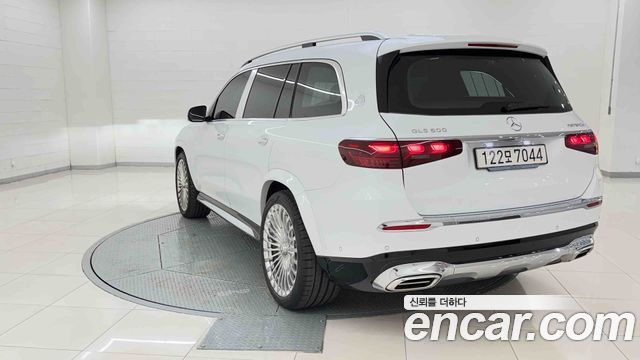 Mercedes-Benz GLS-Class (X167) Maybach GLS600 4MATIC 2026 — фото 3