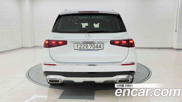 Mercedes-Benz GLS-Class (X167) Maybach GLS600 4MATIC 2026 — фото 4