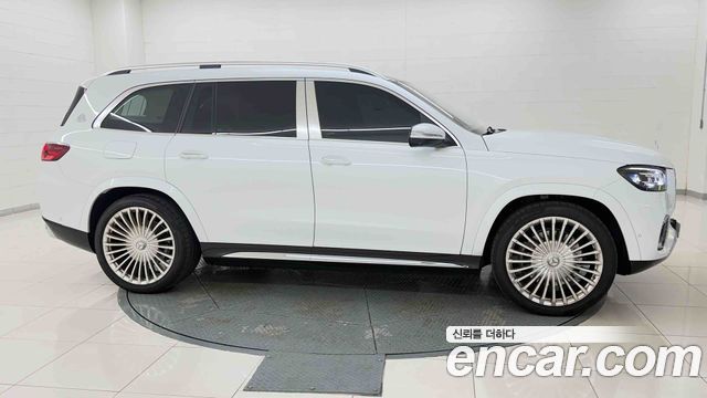 Mercedes-Benz GLS-Class (X167) Maybach GLS600 4MATIC 2026 — фото 6