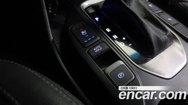 Hyundai Maxcruise Diesel 2.2 4WD Prestige 2018 — фото 33