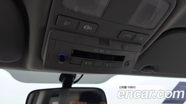 Hyundai Grand Starex School Bus 2019 — фото 18