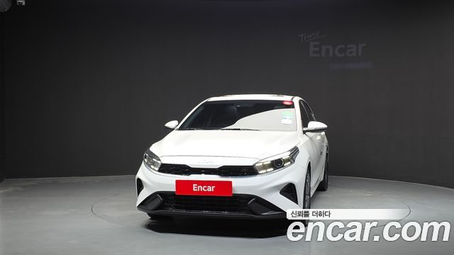 Kia K3 (II) 1.6 Prestige 2023 — фото 3