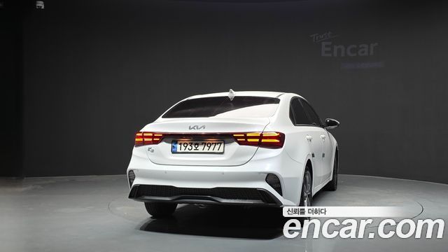 Kia K3 (II) 1.6 Prestige 2023 — фото 4