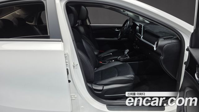 Kia K3 (II) 1.6 Prestige 2023 — фото 11