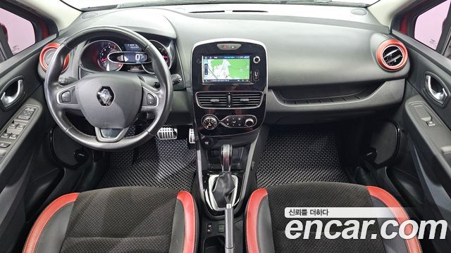 Renault Korea Clio Intens 2018 — фото 7