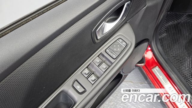 Renault Korea Clio Intens 2018 — фото 13