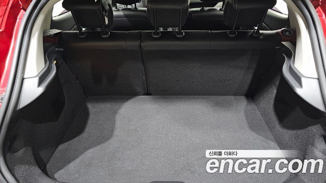 Renault Korea Clio Intens 2018 — фото 33