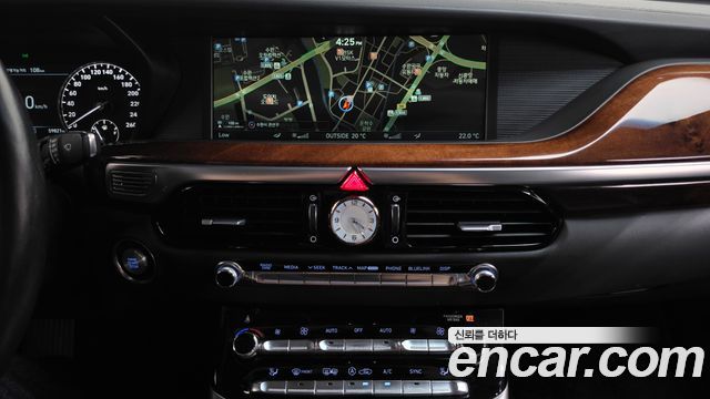 Genesis EQ900 3.3 T-GDI AWD Prestige 2016 — фото 12