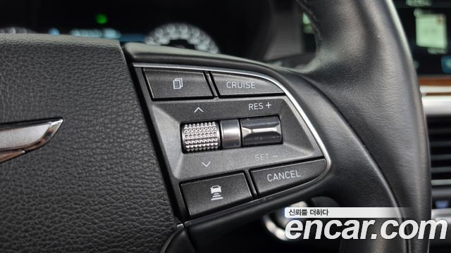 Genesis EQ900 3.3 T-GDI AWD Prestige 2016 — фото 15