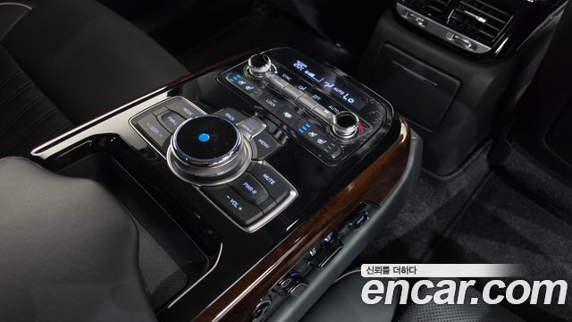 Genesis EQ900 3.3 T-GDI AWD Prestige 2016 — фото 20