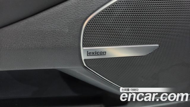 Genesis EQ900 3.3 T-GDI AWD Prestige 2016 — фото 33