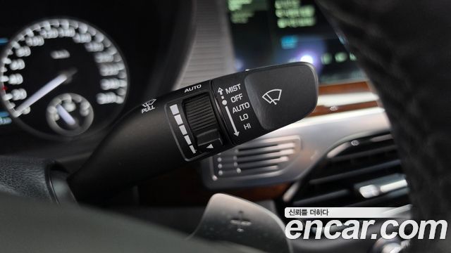 Genesis EQ900 3.3 T-GDI AWD Prestige 2016 — фото 35
