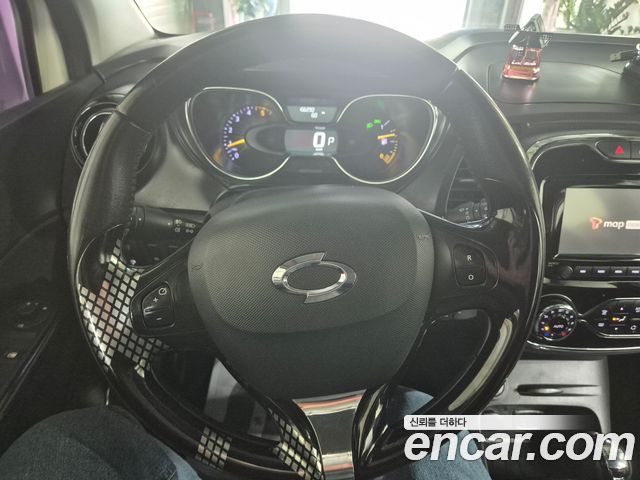 Renault Korea QM3 RE 2016 — фото 10