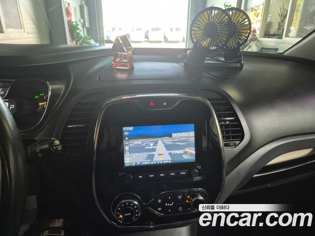 Renault Korea QM3 RE 2016 — фото 15