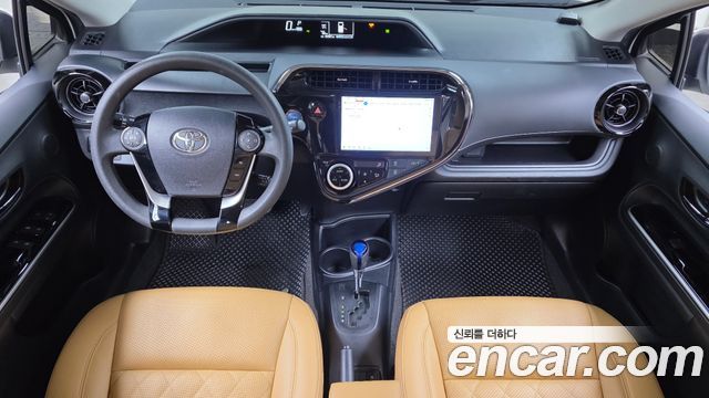 Toyota Prius C 1.5 2019 — фото 7