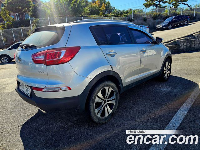 Kia Sportage R Diesel 2WD TLX Deluxe 2012 — фото 5