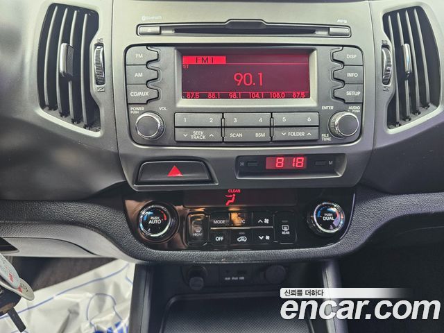 Kia Sportage R Diesel 2WD TLX Deluxe 2012 — фото 16