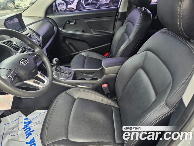 Kia Sportage R Diesel 2WD TLX Deluxe 2012 — фото 19