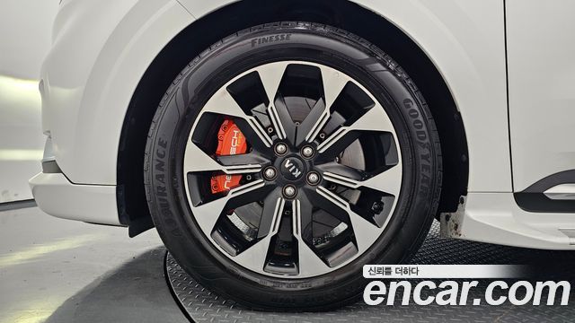 Kia Carnival (IV) Gasoline 9-Seater Hi-Limousine Signature 2021 — фото 5