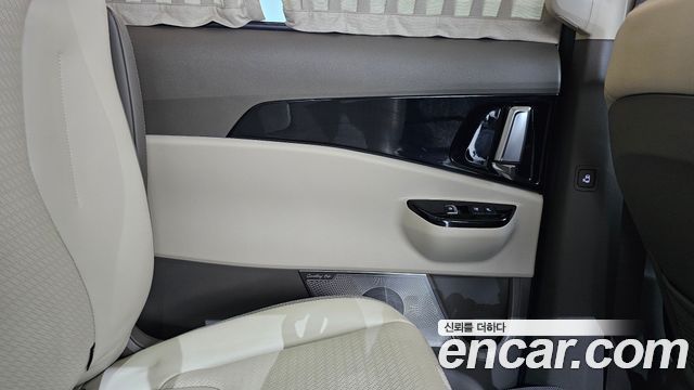 Kia Carnival (IV) Gasoline 9-Seater Hi-Limousine Signature 2021 — фото 25
