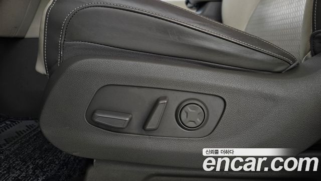 Kia Carnival (IV) Gasoline 9-Seater Hi-Limousine Signature 2021 — фото 30