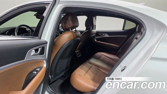 Genesis G70 2.0T AWD Elite 2020 — фото 11
