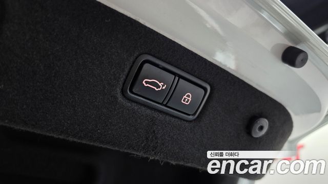Genesis G70 2.0T AWD Elite 2020 — фото 16