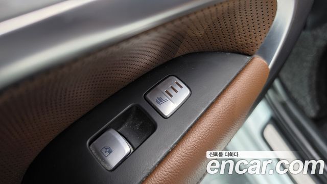 Genesis G70 2.0T AWD Elite 2020 — фото 18