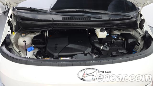 Hyundai Staria Cargo 3-Seater Modern 2022 — фото 6