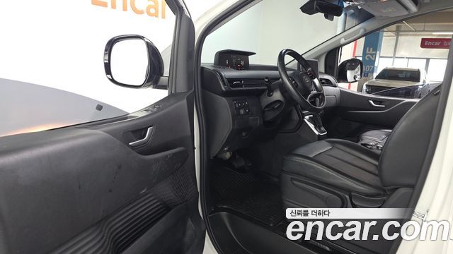 Hyundai Staria Cargo 3-Seater Modern 2022 — фото 10