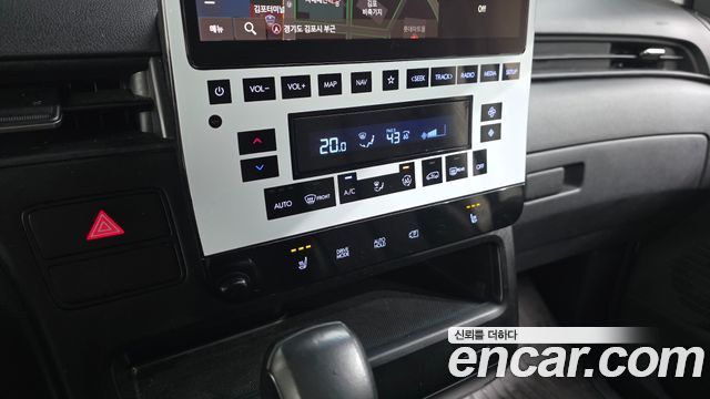 Hyundai Staria Cargo 3-Seater Modern 2022 — фото 16