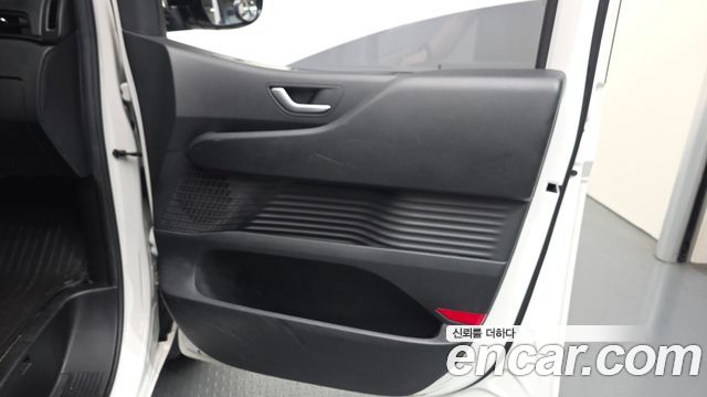 Hyundai Staria Cargo 3-Seater Modern 2022 — фото 24