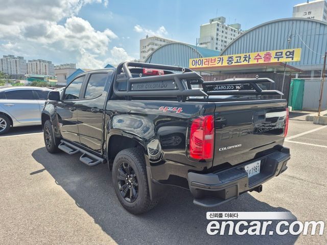 Chevrolet Real New Colorado 3.6 Z71-X Midnight 4WD 2023 — фото 6