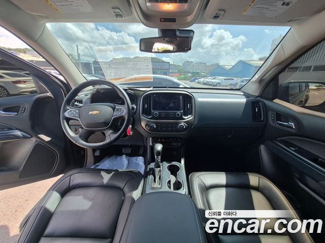 Chevrolet Real New Colorado 3.6 Z71-X Midnight 4WD 2023 — фото 11