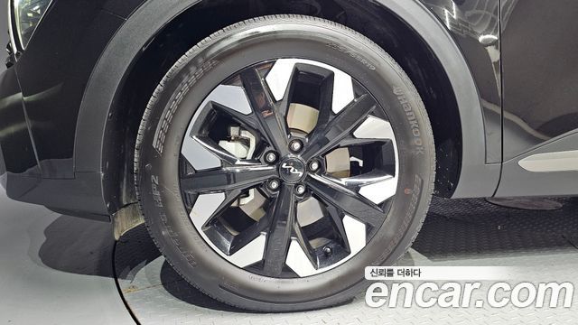 Kia Sportage (V) Gasoline 1.6 Turbo 2WD Signature Gravity 2022 — фото 5