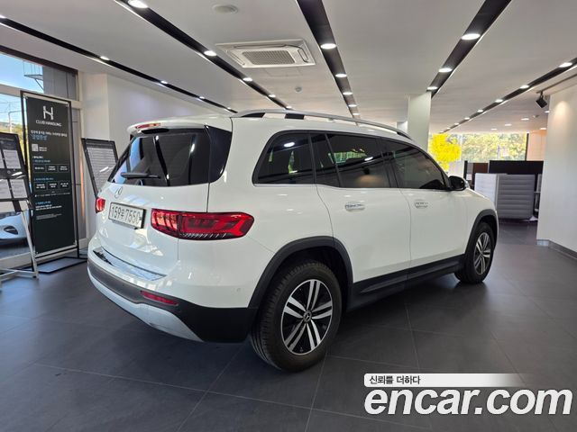 Mercedes-Benz GLB-Class (X247) GLB200 d 2021 — фото 2
