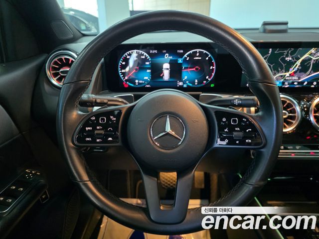 Mercedes-Benz GLB-Class (X247) GLB200 d 2021 — фото 21