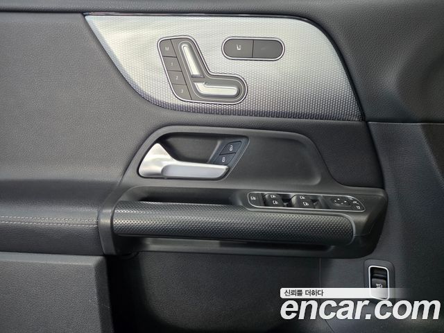 Mercedes-Benz GLB-Class (X247) GLB200 d 2021 — фото 24