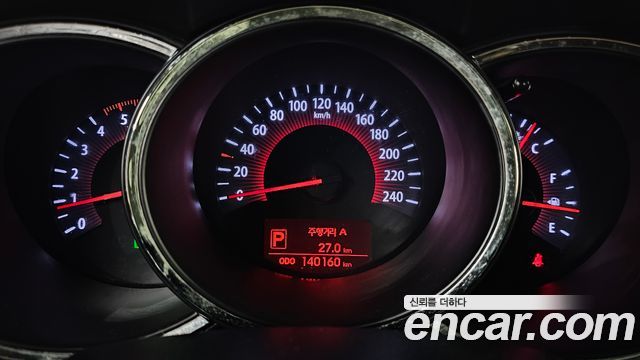Kia Sorento R Diesel 2.0 2WD TLX High-Deluxe 2012 — фото 8