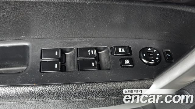 Kia Sorento R Diesel 2.0 2WD TLX High-Deluxe 2012 — фото 12