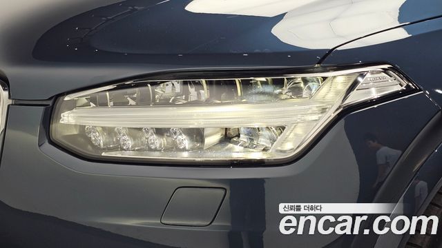 Volvo XC90 (II) T8 Inscription Hybird 2021 — фото 22