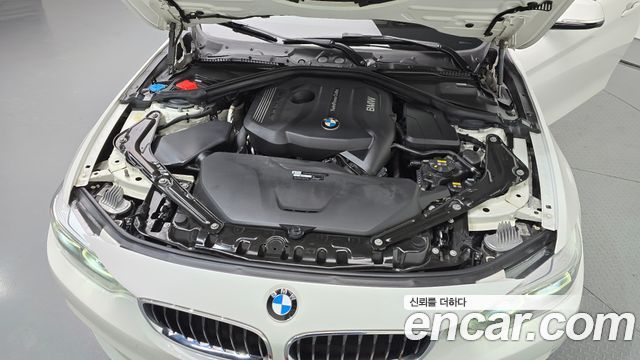 BMW 4 Series (F32) 430i M Sport Convertible 2018 — фото 6