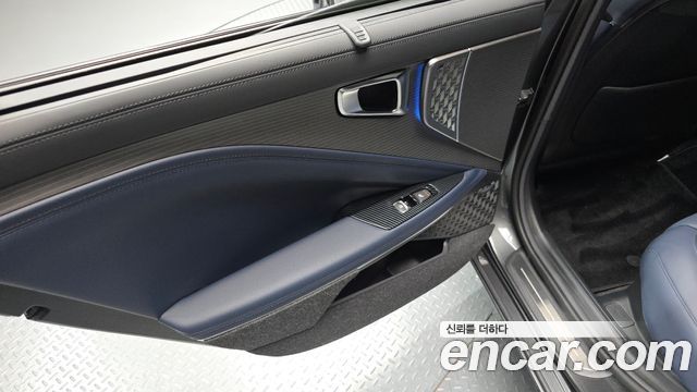 Kia K8 Hybrid Signature Black 2026 — фото 31