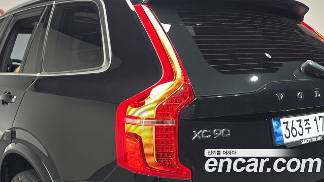 Volvo XC90 (II) B6 Ultimate Bright 2023 — фото 23