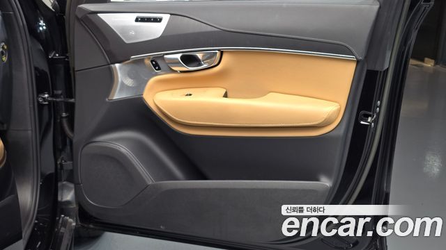 Volvo XC90 (II) B6 Ultimate Bright 2023 — фото 25