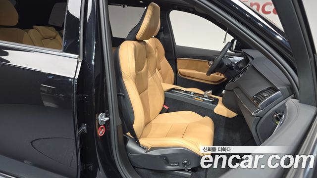 Volvo XC90 (II) B6 Ultimate Bright 2023 — фото 26