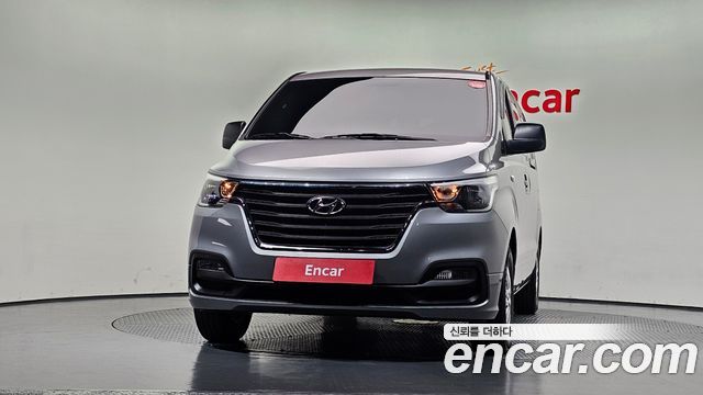 Hyundai Grand Starex Van 3-Seater Smart 2018 — фото 3