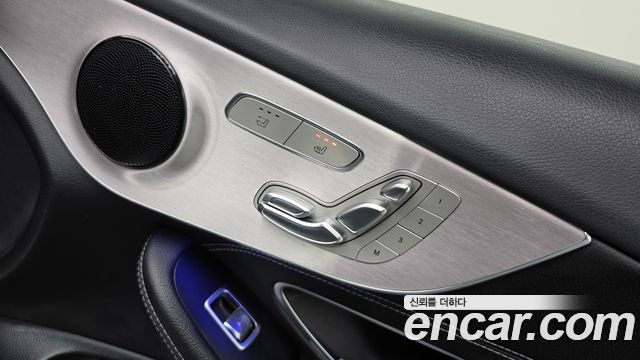 Mercedes-Benz C-Class (W205) C200 Cabriolet 2021 — фото 19