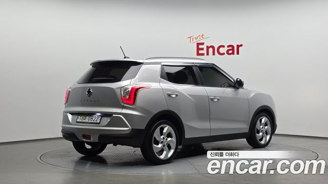 KG Mobility (SsangYong) Tivoli LX 2WD DLX 2015 — фото 2